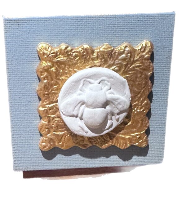 White Bee Intaglio on Gold and Blue - Image 2